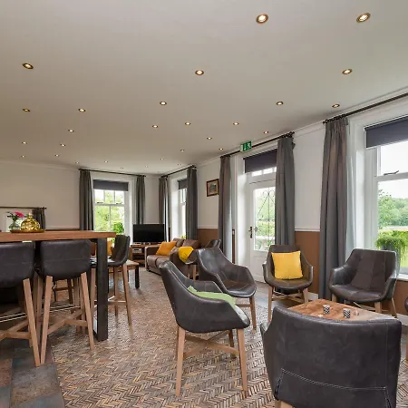 Beautiful Mansion Near Forest In * Aalten