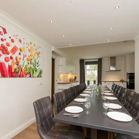 Beautiful Mansion Near Forest In * Aalten